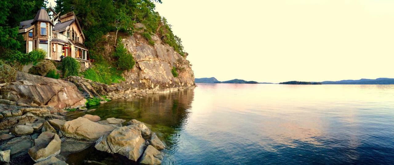 Serenity By The Sea Retreats Montague Harbour Dış mekan fotoğraf